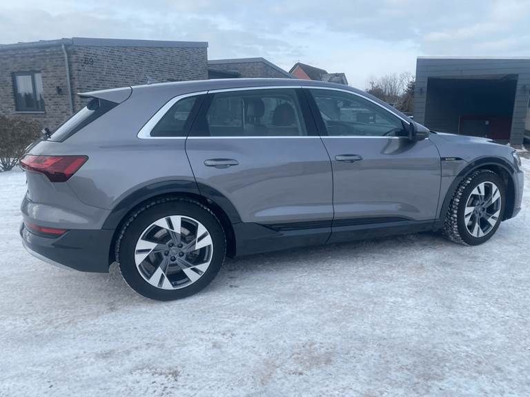 Audi e-tron 55 quattro