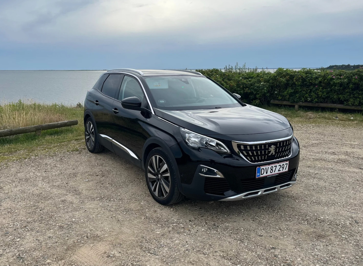 Peugeot 3008 1,6 Hybrid Allure Limited EAT8