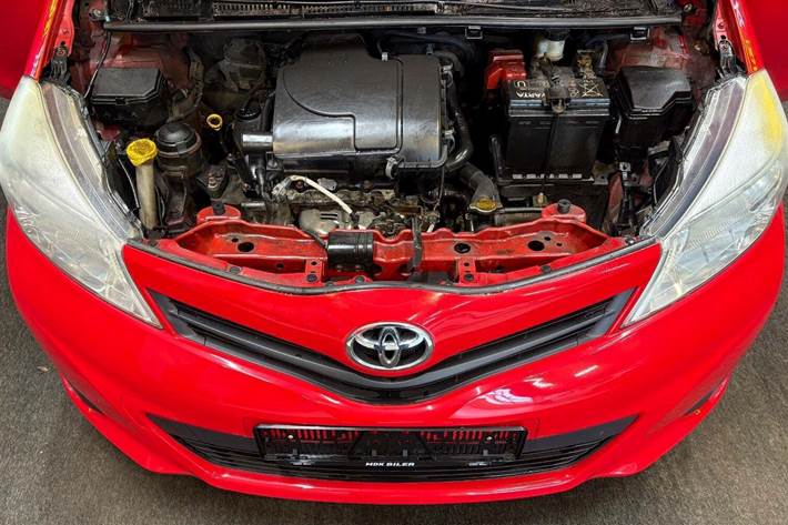 undefined Toyota Yaris fra 2011