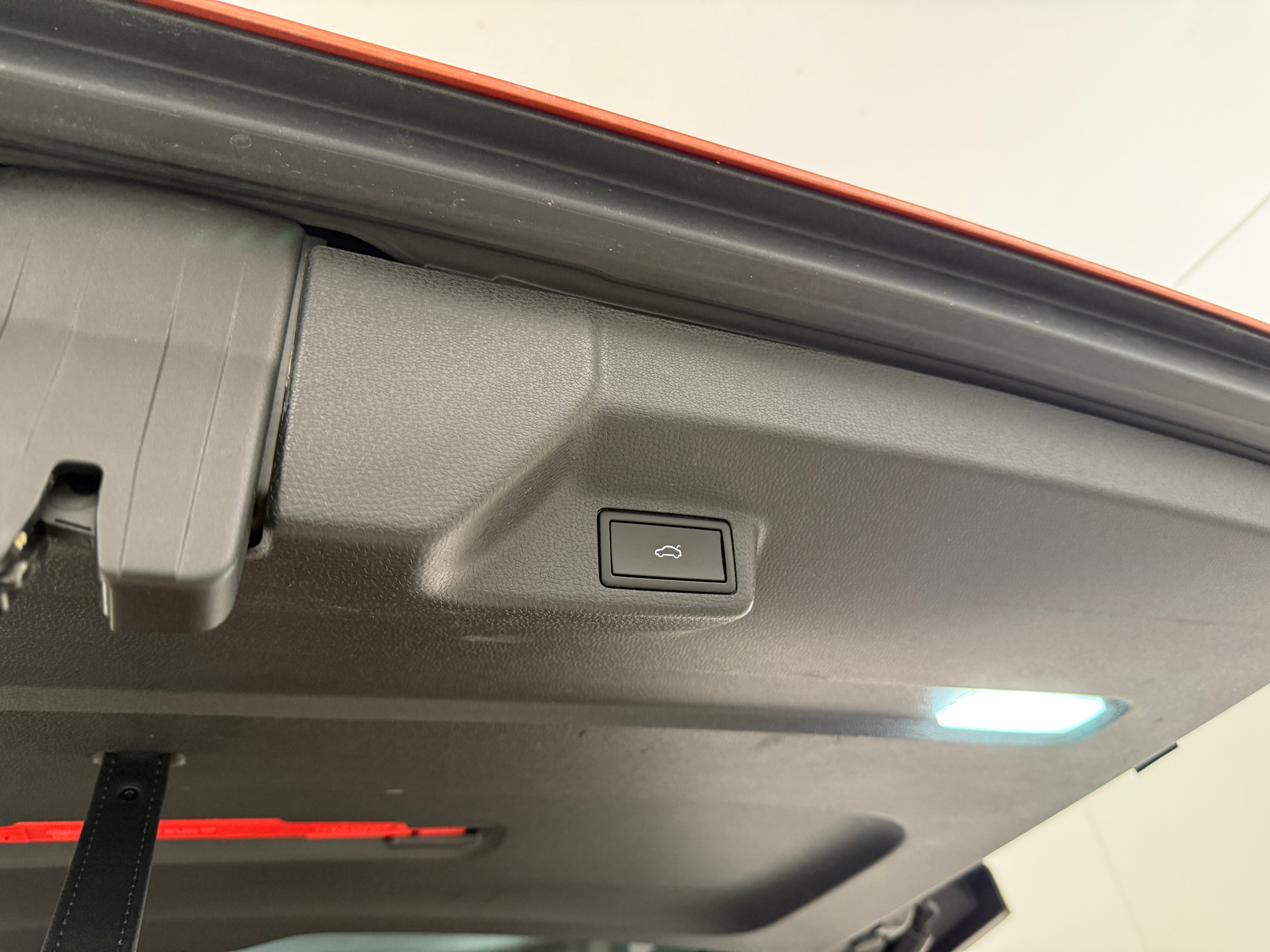 Orange VW ID.Buzz fra 2023