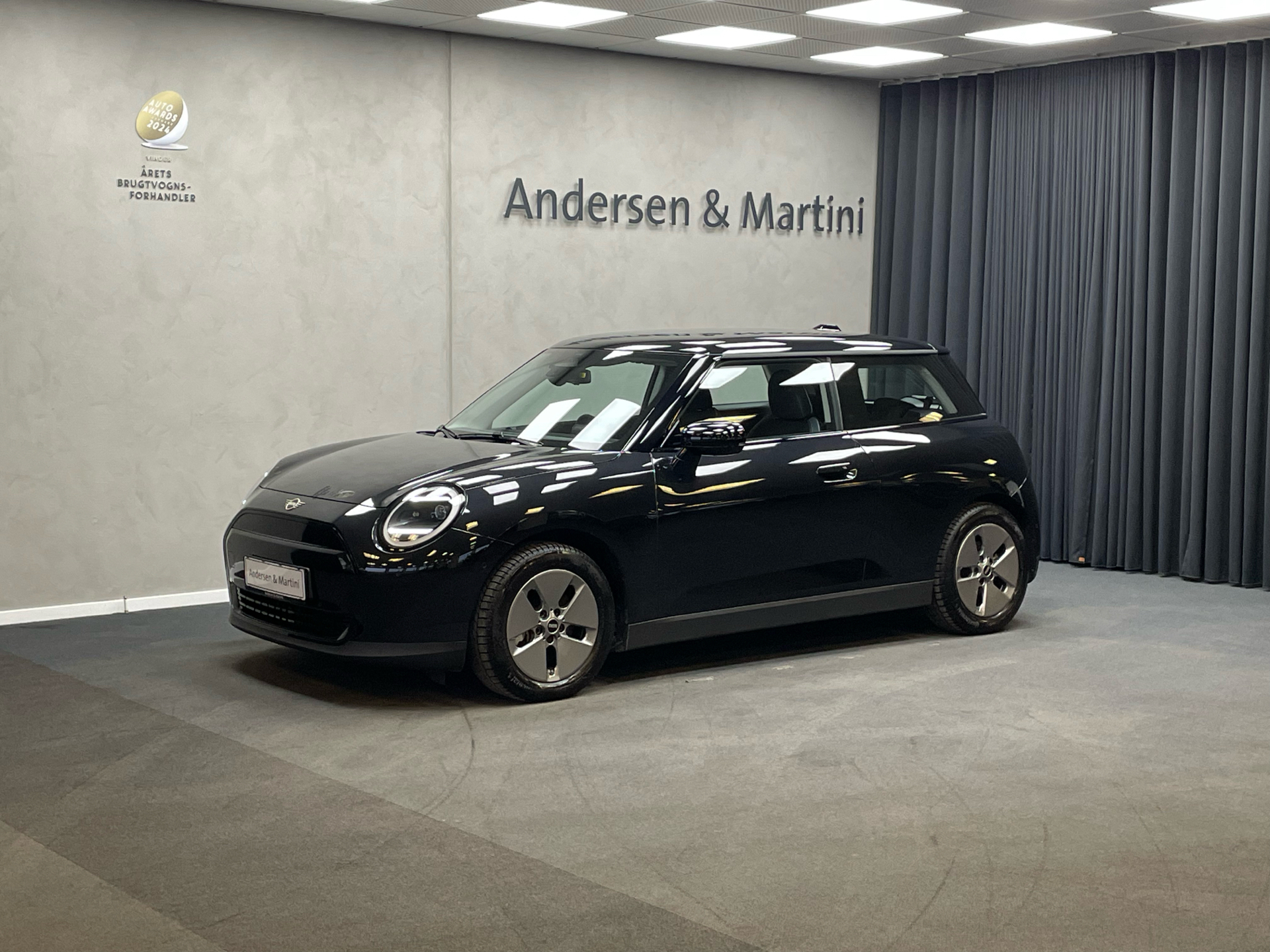 Mini Cooper E EL Classic Trim Option Level S 184HK 3d Aut.