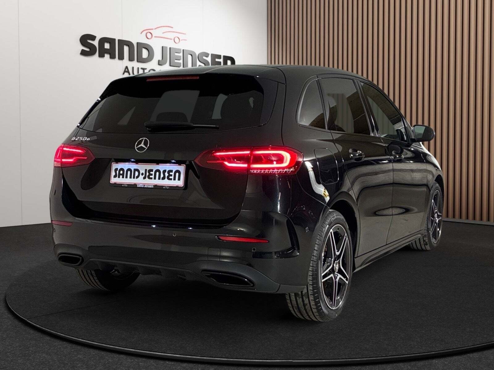 Mercedes B250 e 1,3 AMG Line aut.