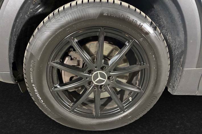 Sort Mercedes GLB220 d fra 2022