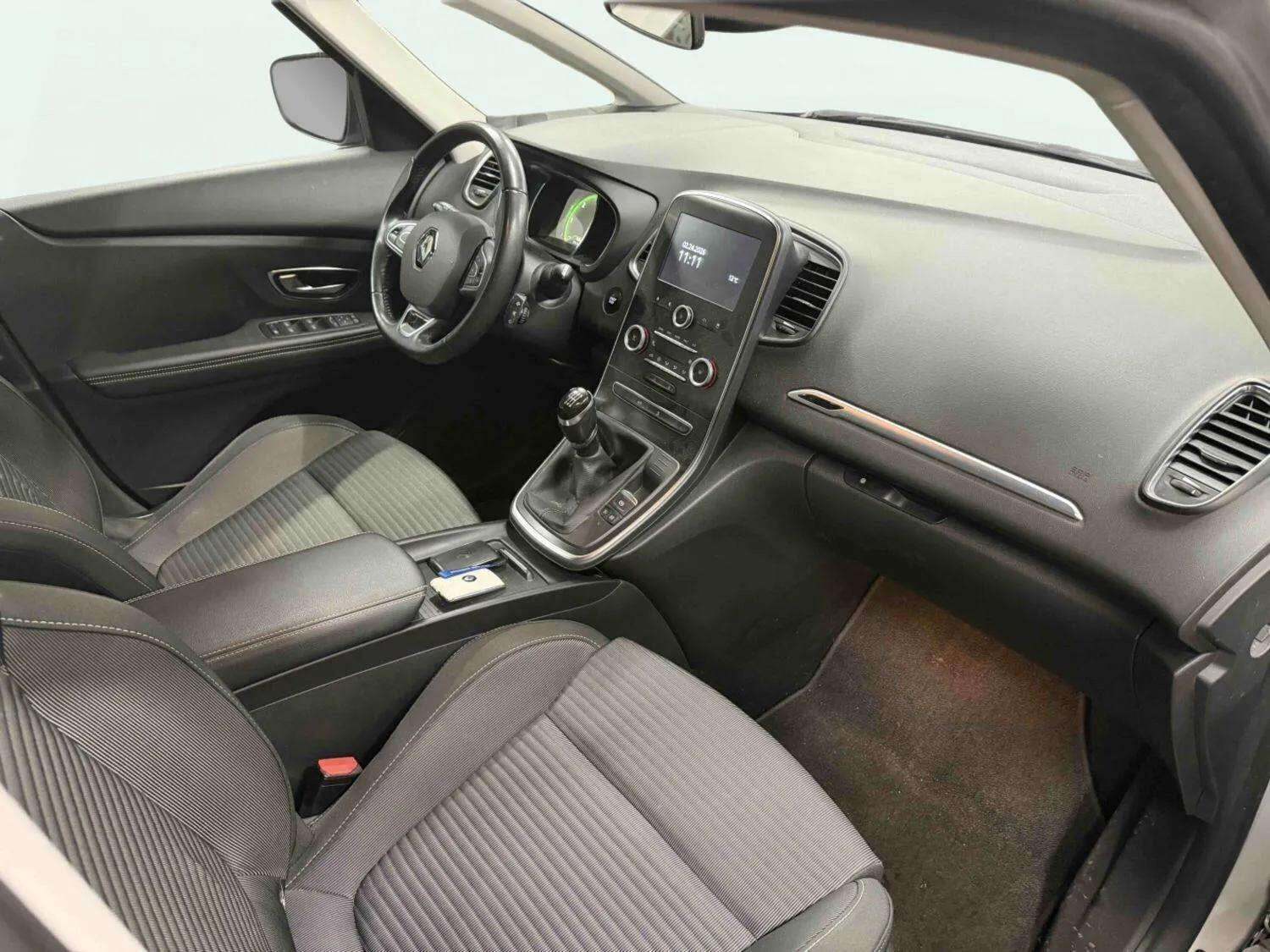 undefined Renault Scenic IV fra 2017