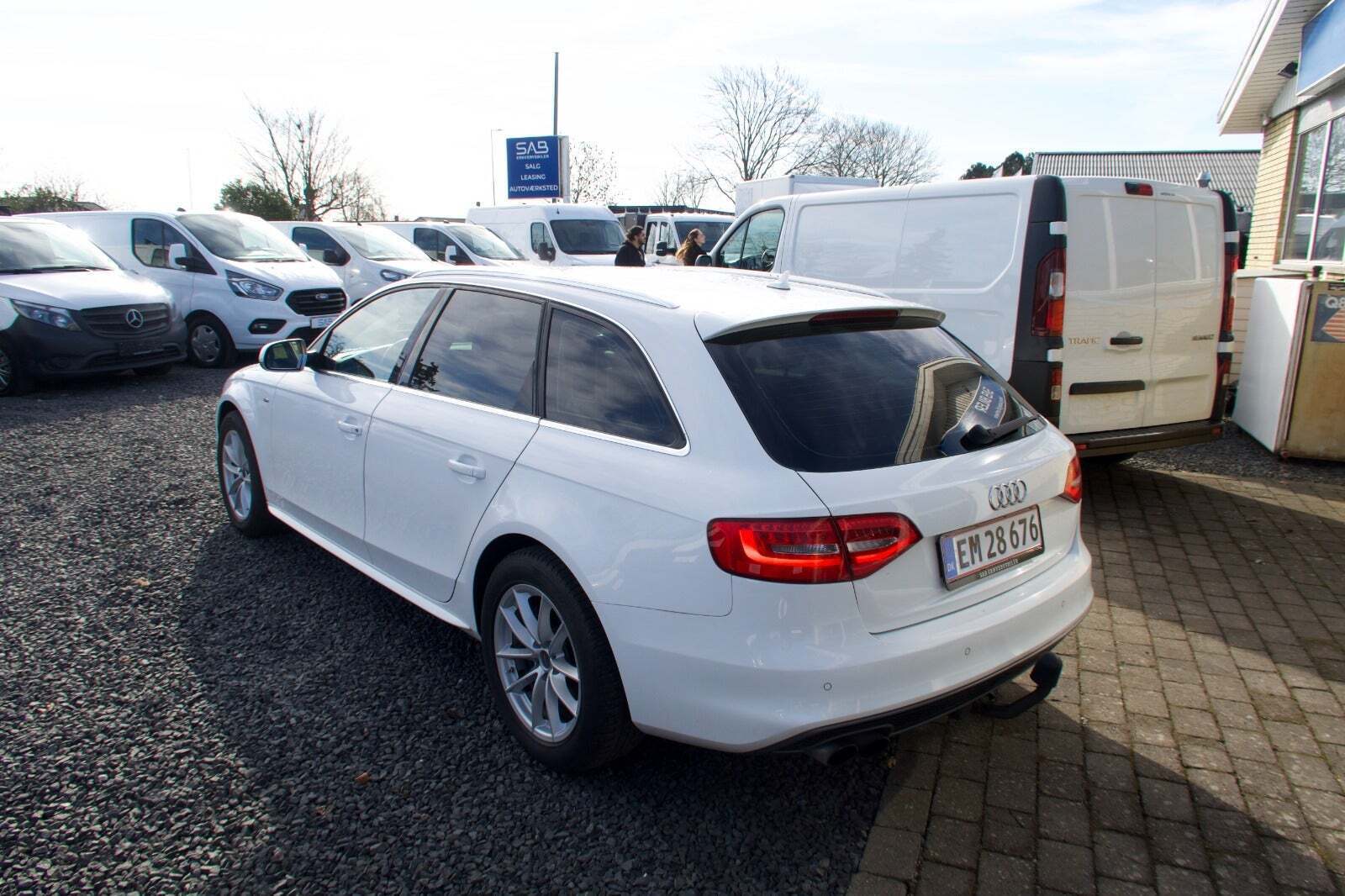 Audi A4 2,0 TDi 150 S-line Avant Multitr.