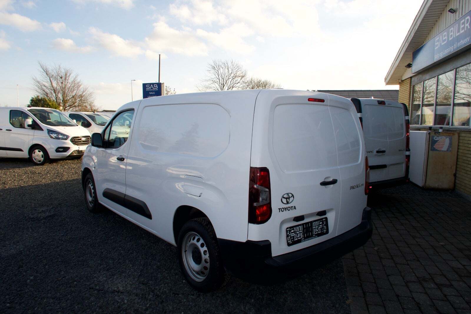 Toyota ProAce City 1,5 D 102 Long Comfort