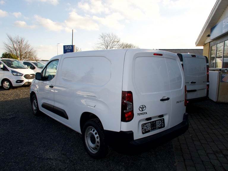 Toyota ProAce City 1,5 D 102 Long Comfort