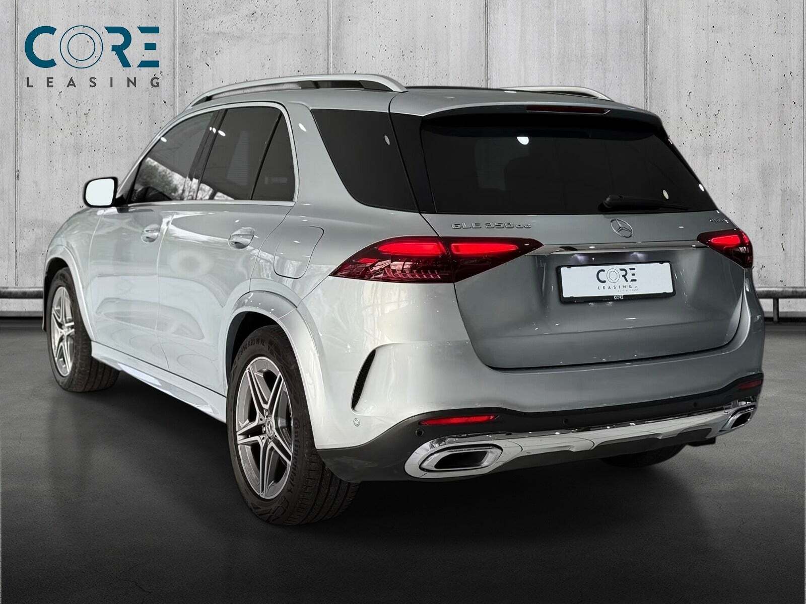 Sølv Mercedes GLE350 de fra 2024