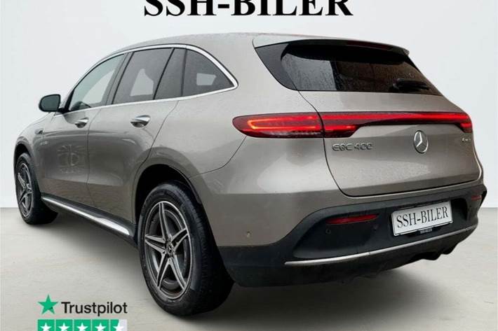 Beige Mercedes EQC400 fra 2022