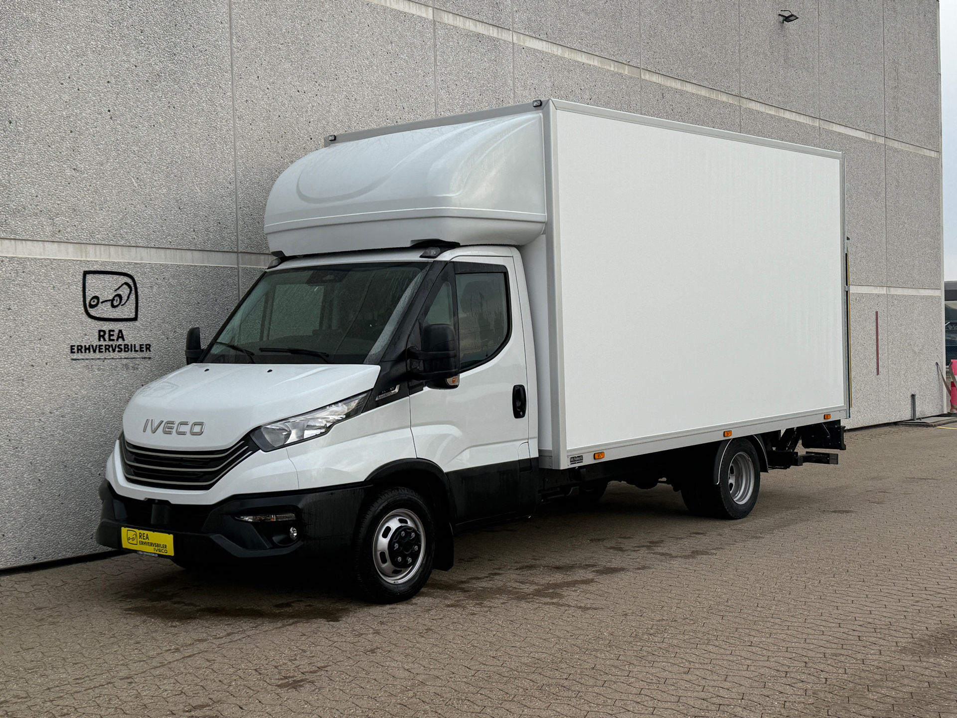 Iveco Daily 3,0 35C18 4100mm D 180HK Ladv./Chas. 8g Aut.