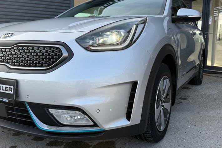 Sølv Kia Niro fra 2018