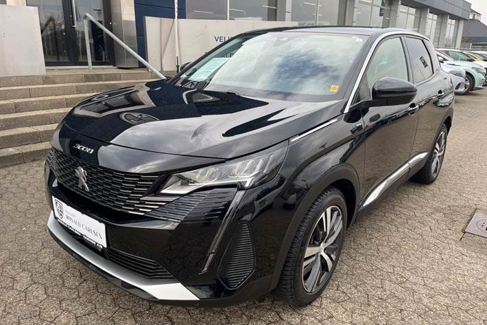 Sort Peugeot 3008 fra 2022 set udefra