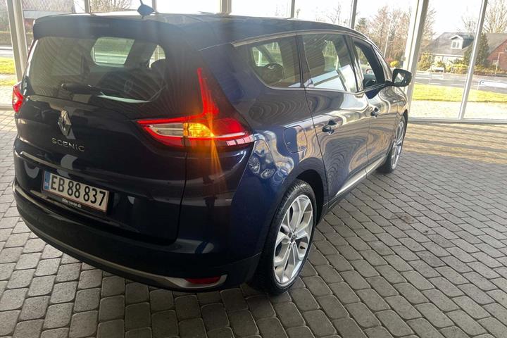 Blå Renault Grand Scenic IV fra 2019