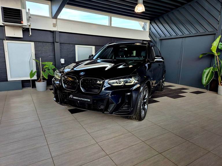 BMW iX3 Charged Plus M-Sport