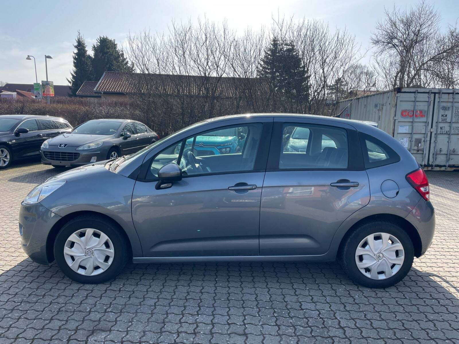 Grå Citroën C3 fra 2012