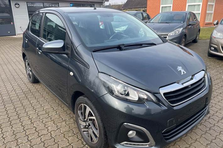 Grå Peugeot 108 fra 2019