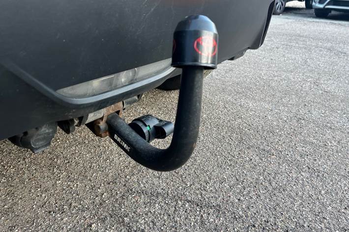 Sort Toyota Yaris fra 2023