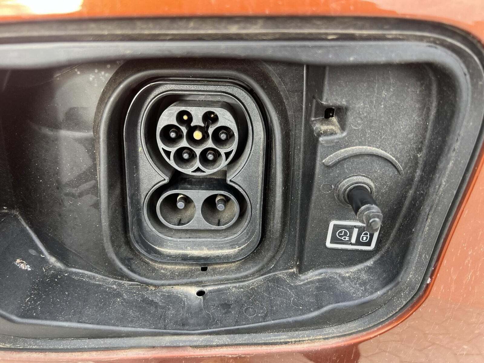 Orange Citroën ë-C4 fra 2022