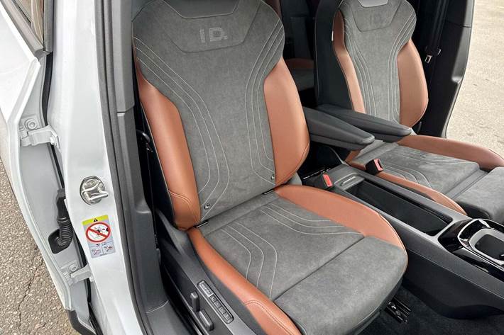 Hvid VW ID.4 fra 2025