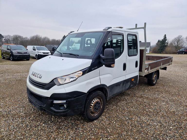 Iveco Daily 2,3 35S14 Mandskabsvogn m/lad