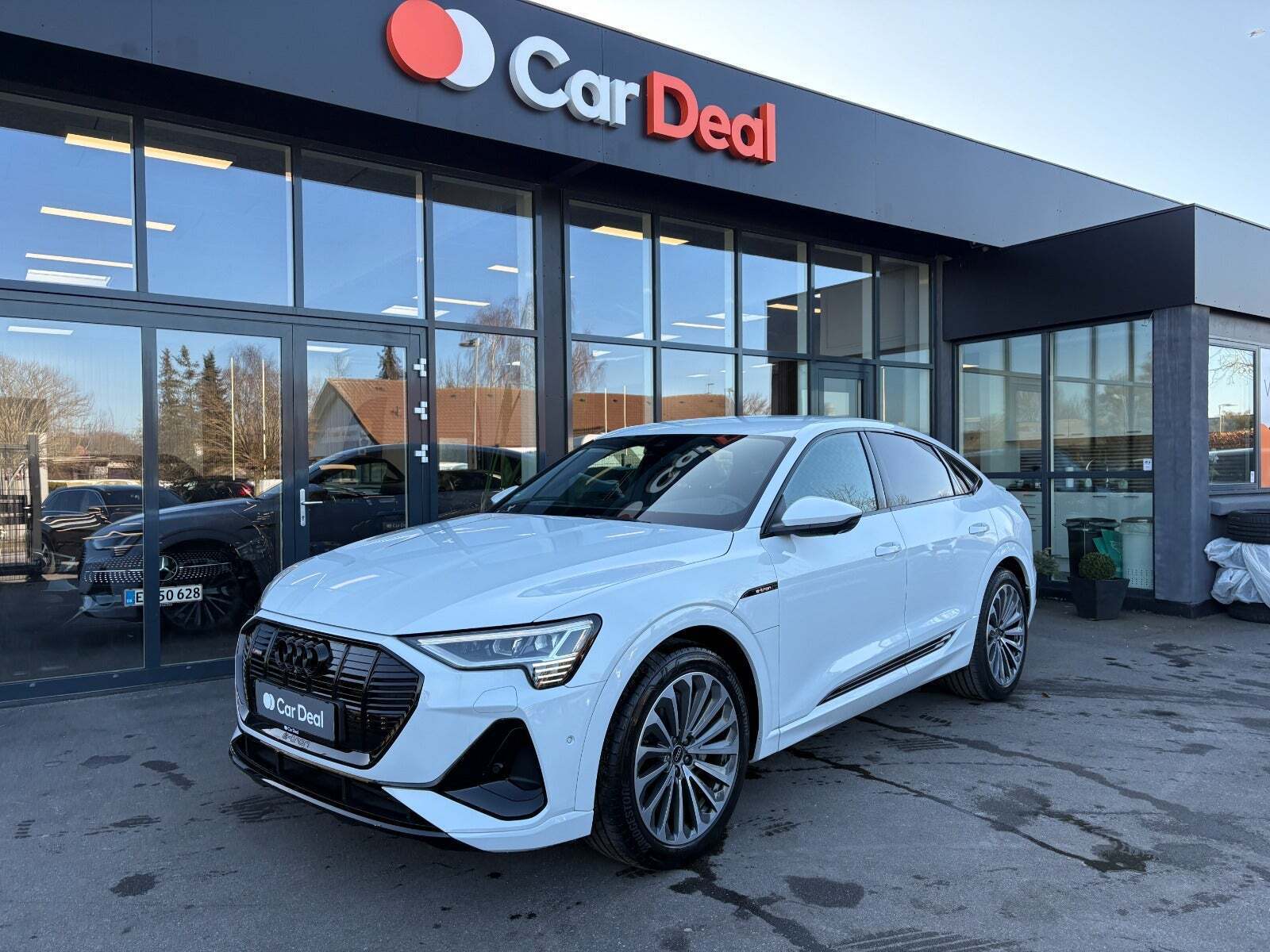 Audi e-tron 55 S-line Sportback quattro