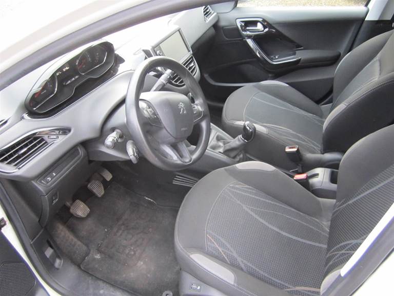 Peugeot 208 1,2 VTi Active 82HK 5d