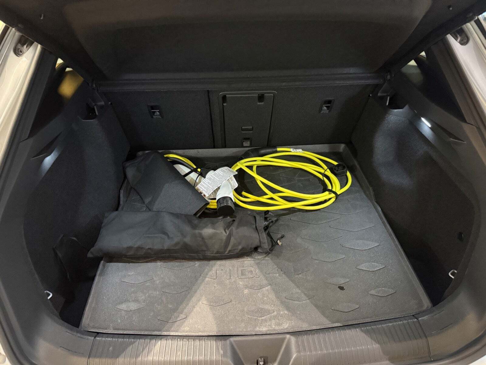 Grå VW ID.4 fra 2023