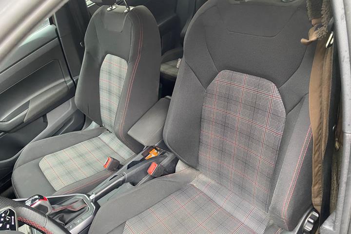 Sort VW Polo fra 2023