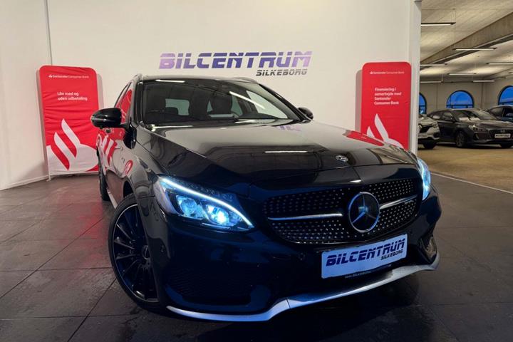 Sort Mercedes C43 fra 2017