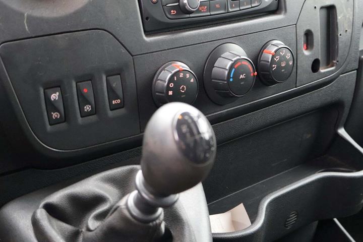 undefined Opel Movano fra 2015