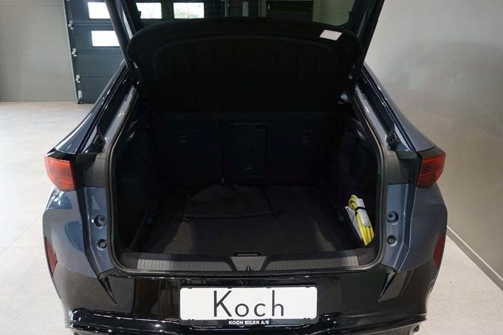 Blå Cupra Tavascan fra 2025