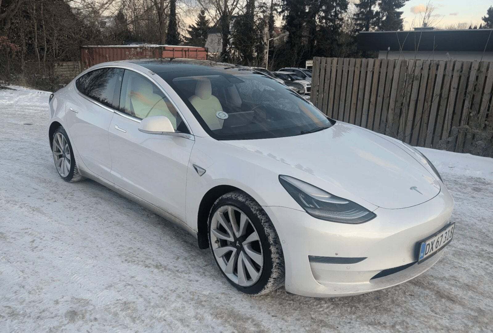 Tesla Model 3 Long Range AWD