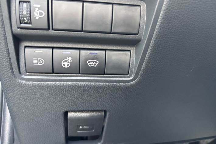 Grøn Toyota Yaris Cross fra 2025