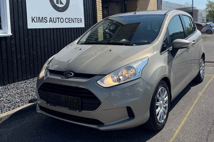 undefined Ford B-MAX fra 2013 set udefra