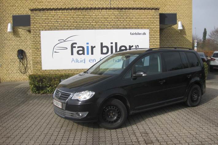 Sort VW Touran fra 2007