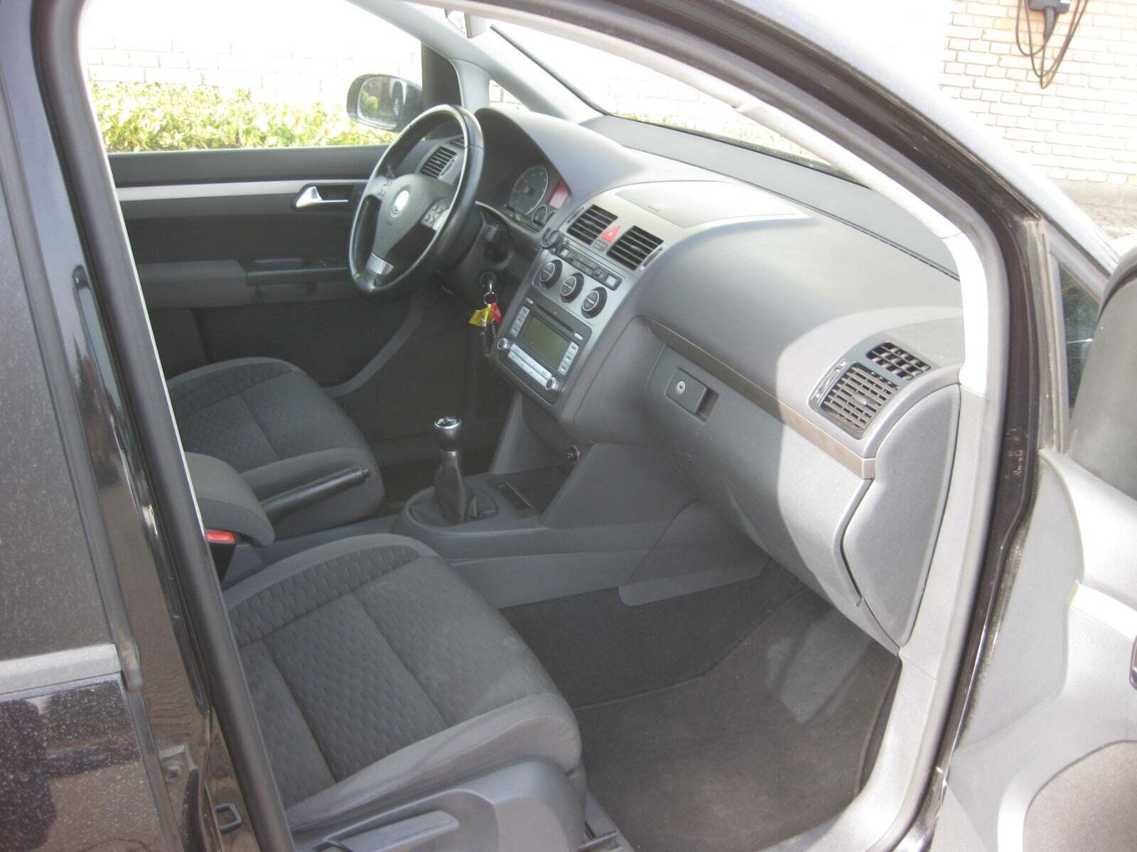 VW Touran 1,4 TSi 140 Conceptline