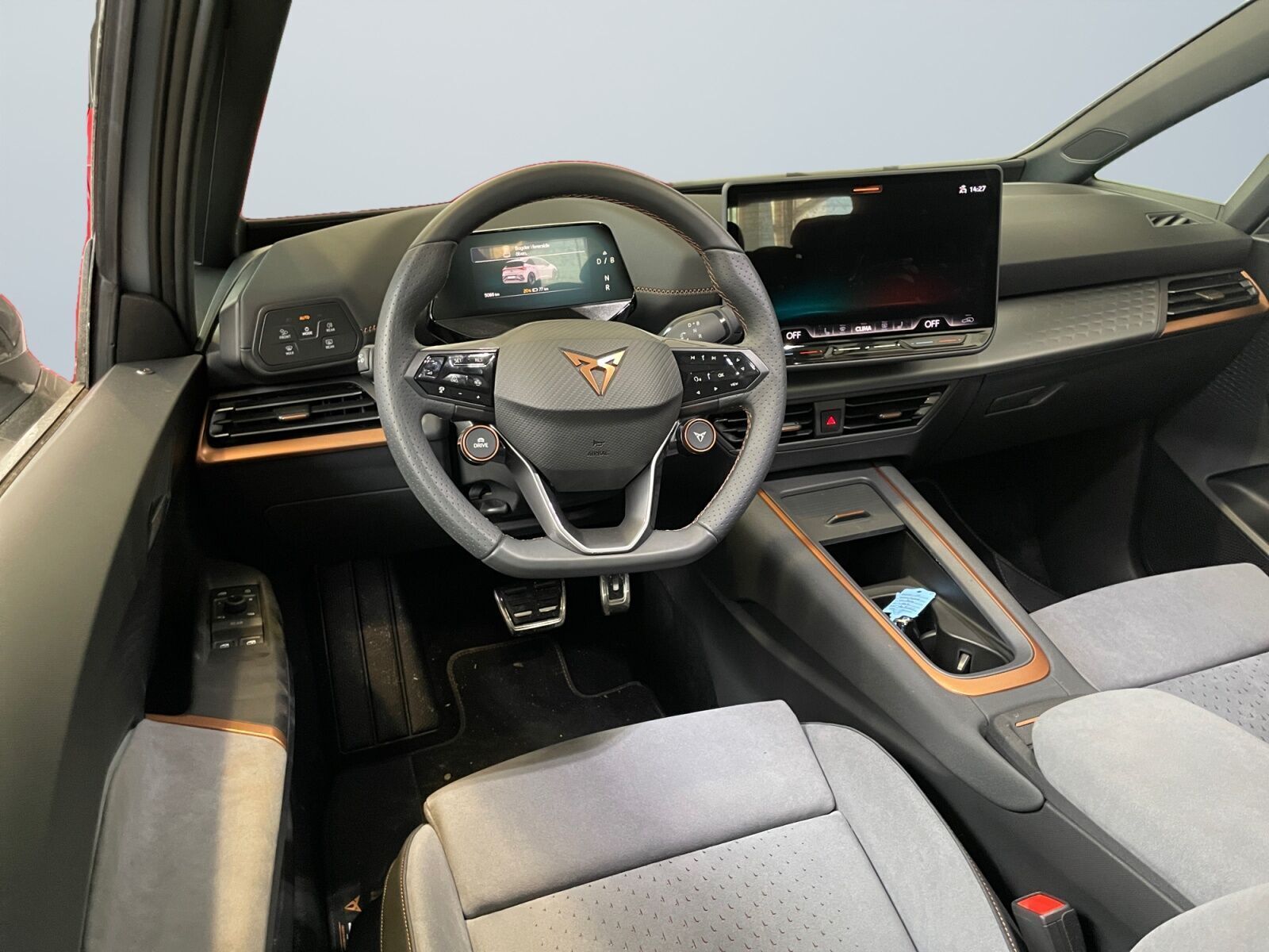 Sølv Cupra Born fra 2025