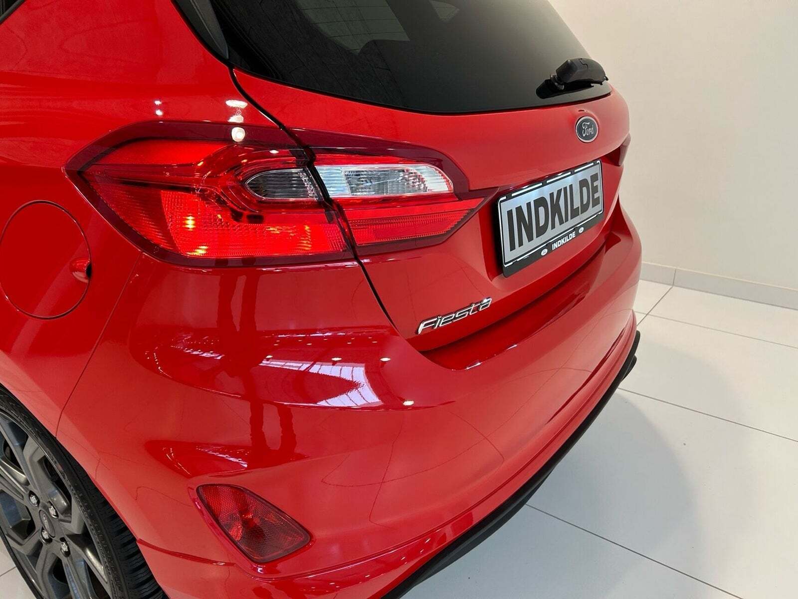 Rød Ford Fiesta fra 2019