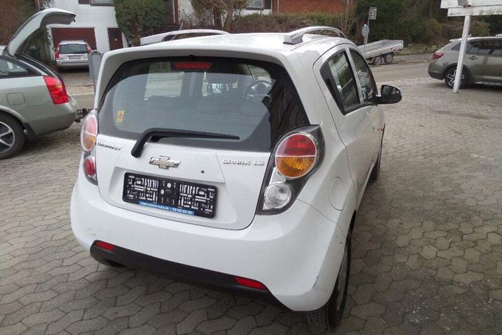 Hvid Chevrolet Spark fra 2011