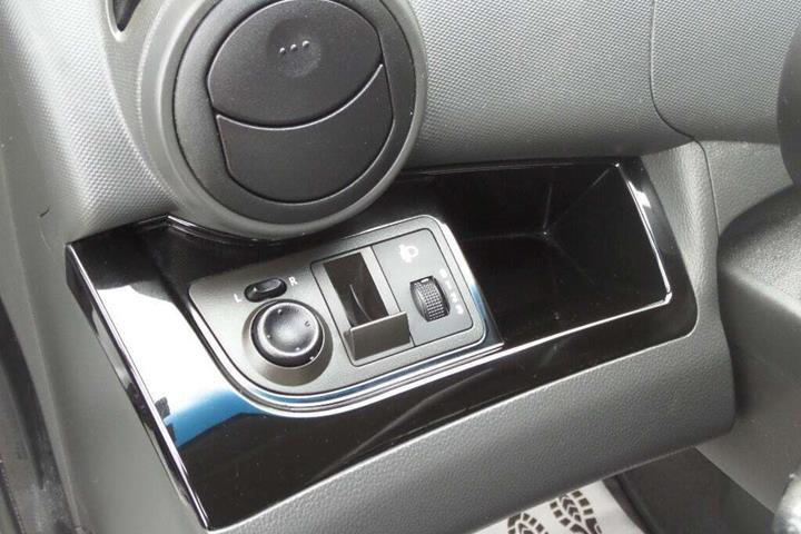Hvid Chevrolet Spark fra 2011