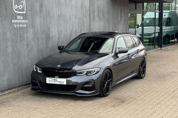 Sort BMW 330e fra 2021