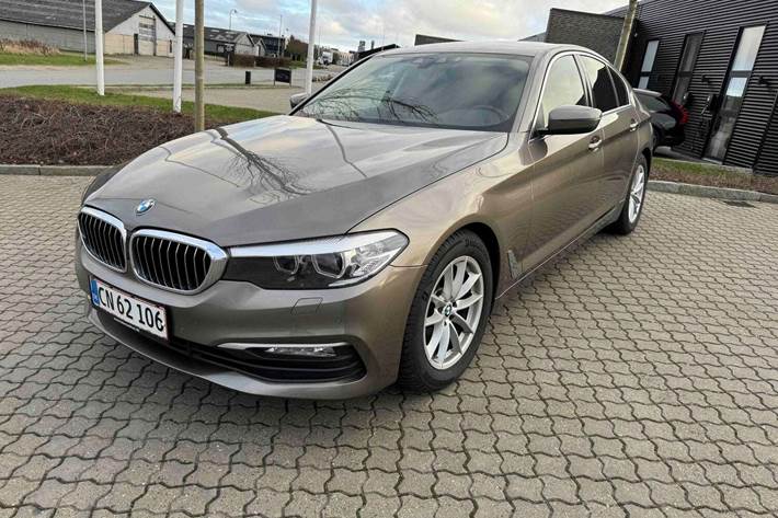 Brun BMW 520d fra 2018