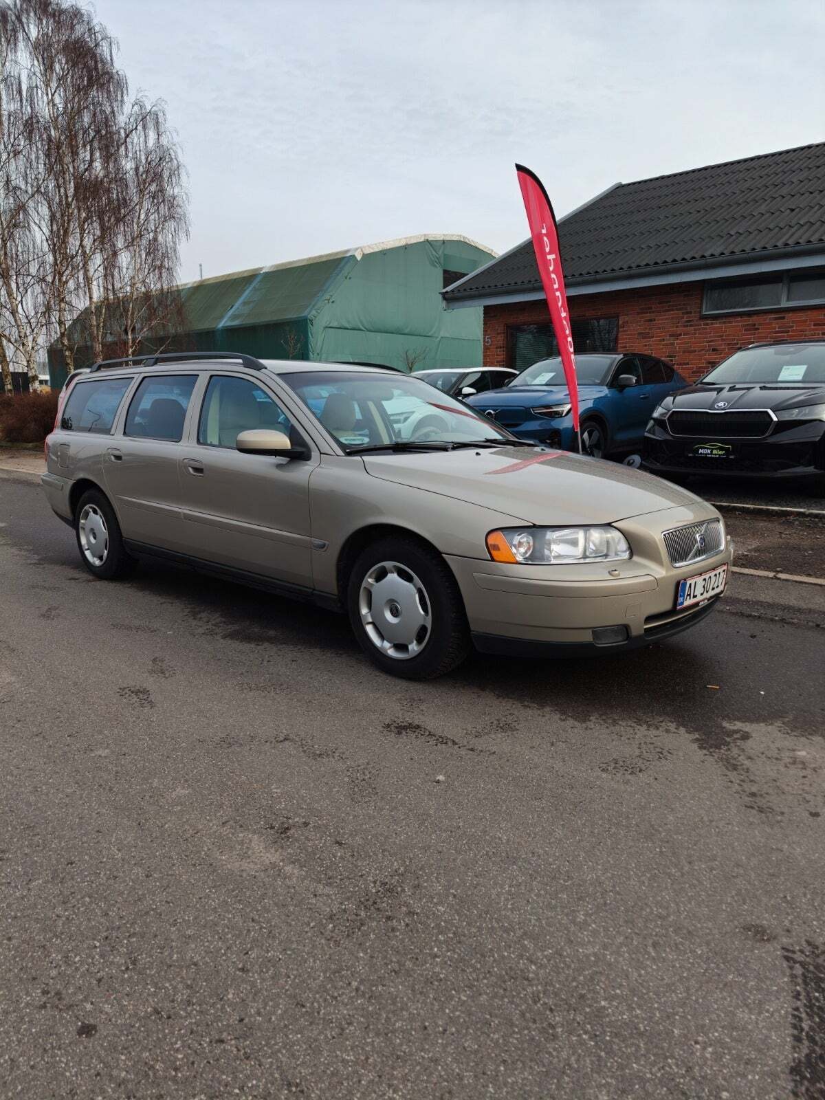 Volvo V70 2,4 170 Momentum aut.