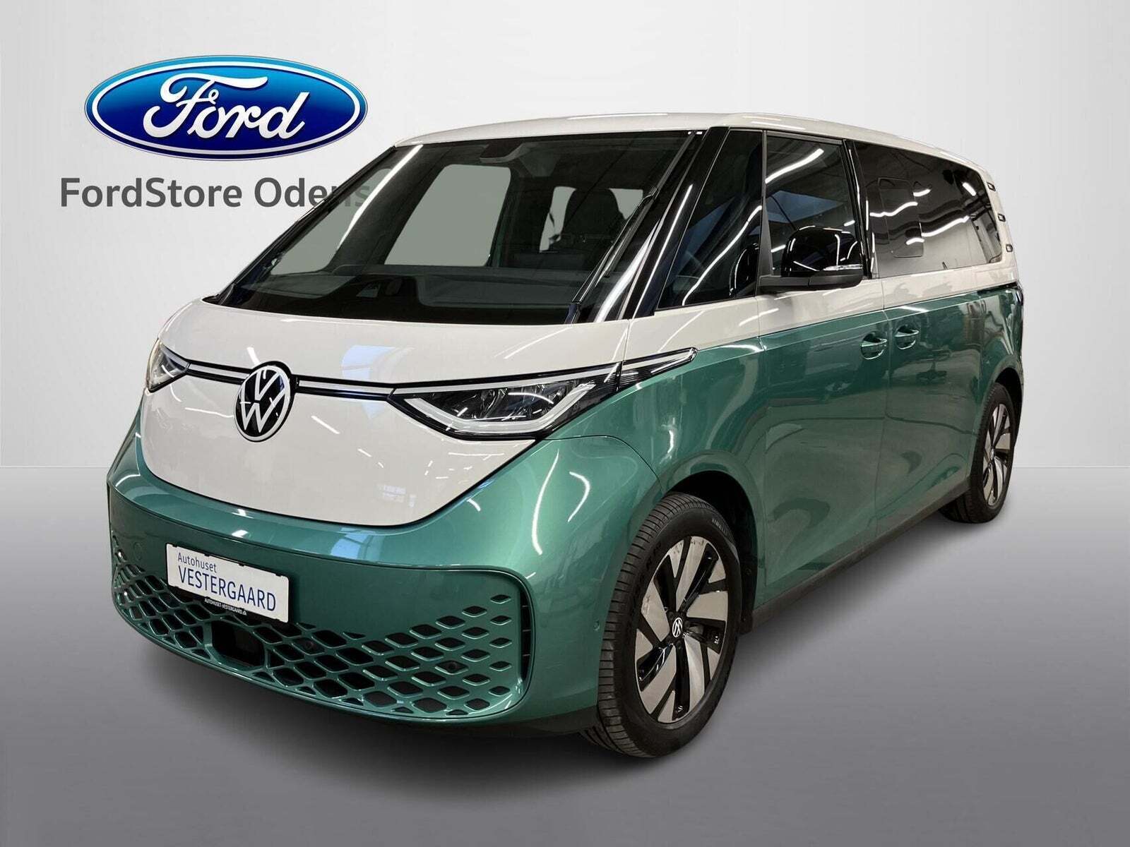 Grøn VW ID.Buzz fra 2025