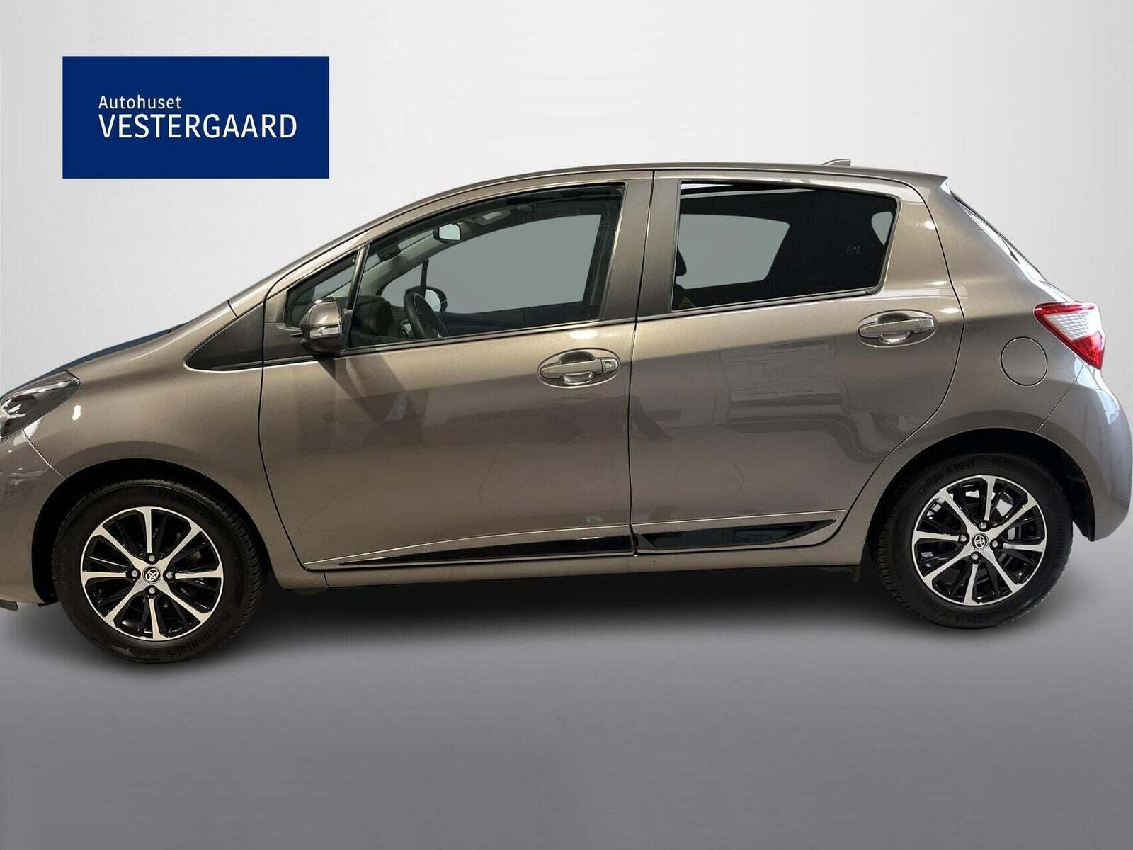 Toyota Yaris 1,0 VVT-i T3 Limited Smart