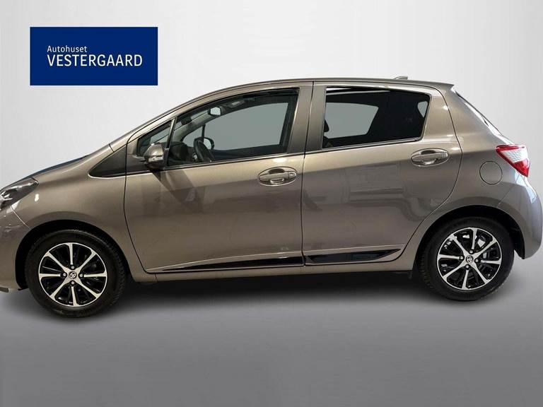 Toyota Yaris 1,0 VVT-i T3 Limited Smart