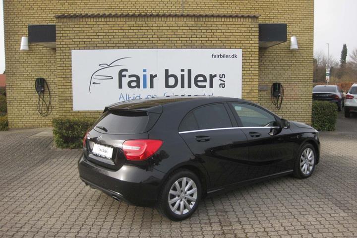 Sort Mercedes A200 fra 2014