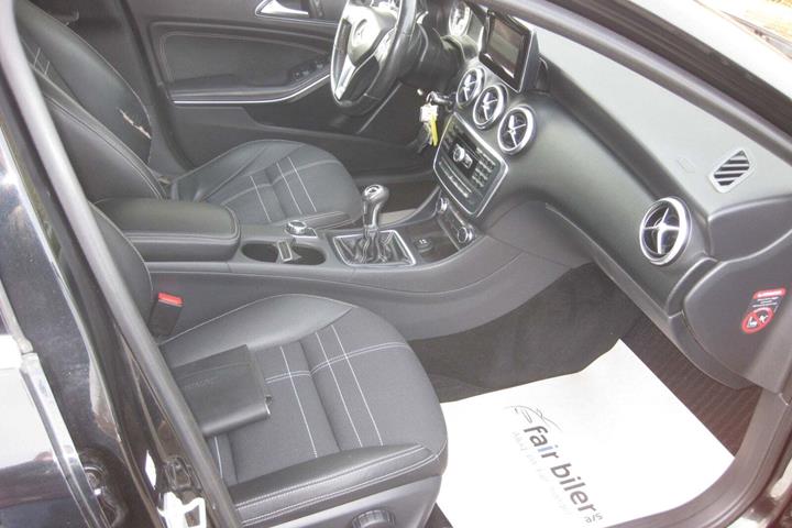 Sort Mercedes A200 fra 2014