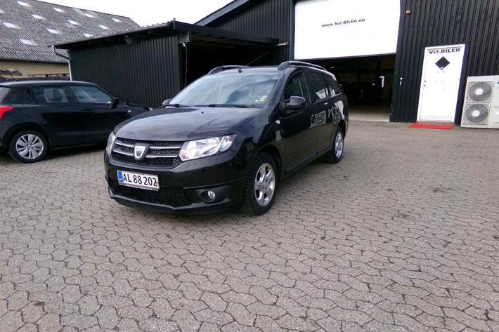 Sort Dacia Logan fra 2014
