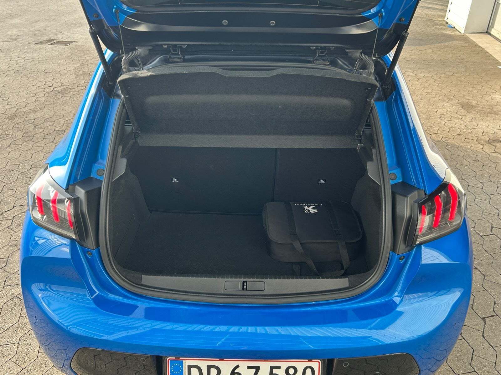 Peugeot e-208 50 GT Pack